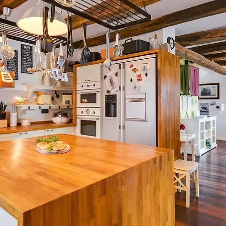 Renovated Heritage With Swimming Pool In וילה