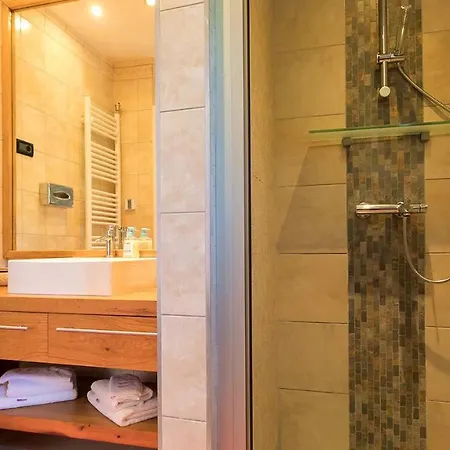 Renovated Heritage With Swimming Pool In Villa *