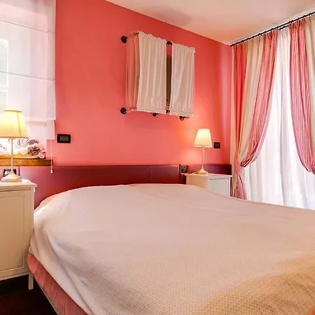 Renovated Heritage With Swimming Pool In Villa *